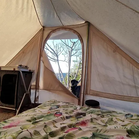 Beautiful Safari Tent With Breathtaking Views For A Relaxing Getaway In Nature In Tenerife, Spain Чабайка
